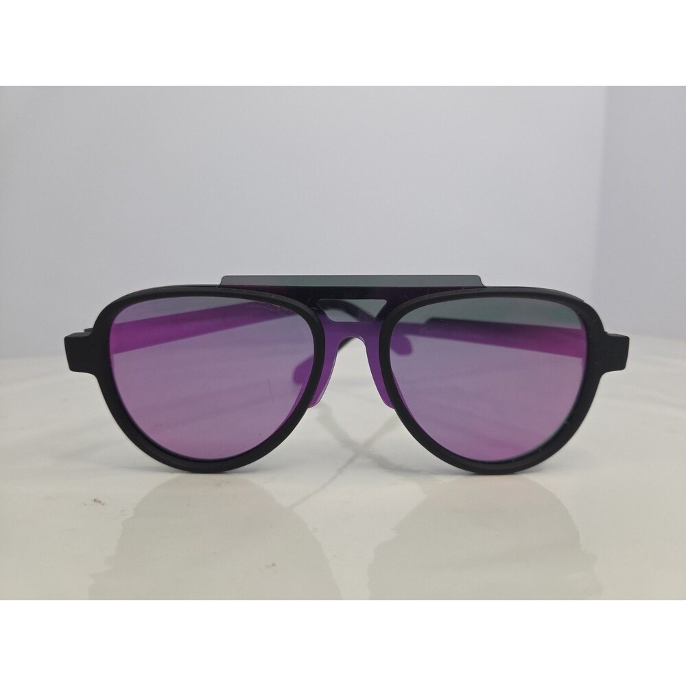 Bodyglove Womens Polarized Black Frame Purple Lens Sunglasses EUC Beach Ski Y2K